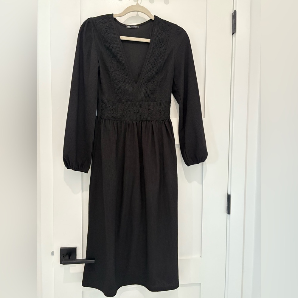 Zara Black Long Sleeve Dress with V-Neck